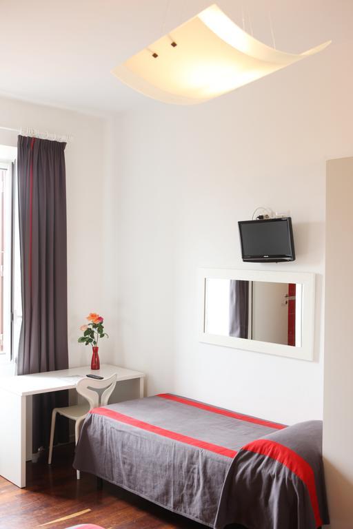 B&B Youbed Superior Рим Экстерьер фото